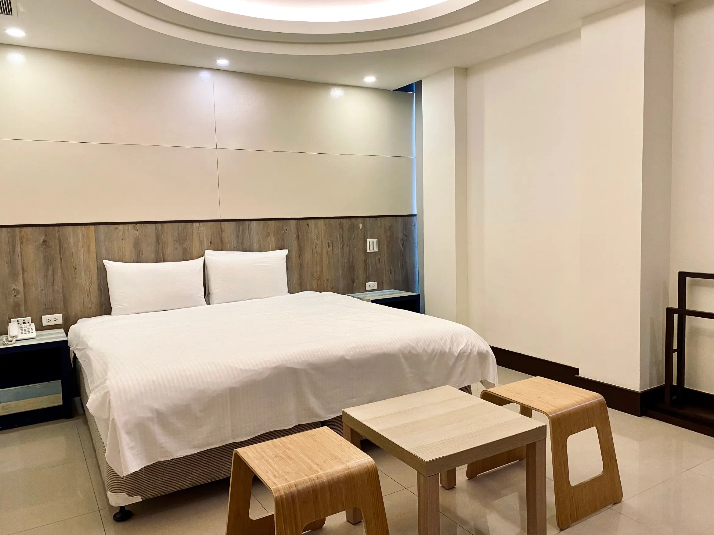 標準無窗雙人房